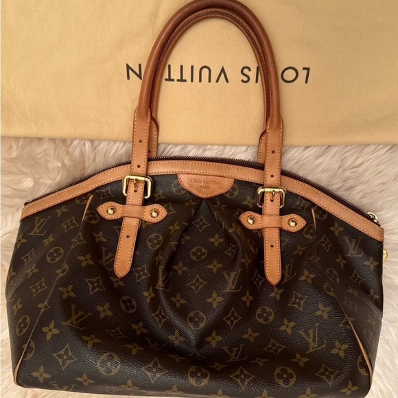 Louis Vuitton Tivoli GM - Picture 5 of 13